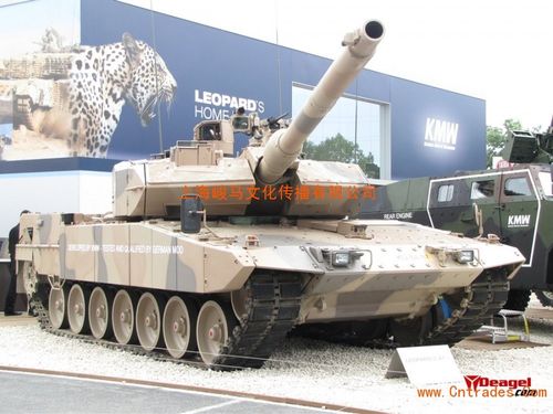  供应产品 03 大型飞机坦克航母军事模型厂家制造商品品质服务